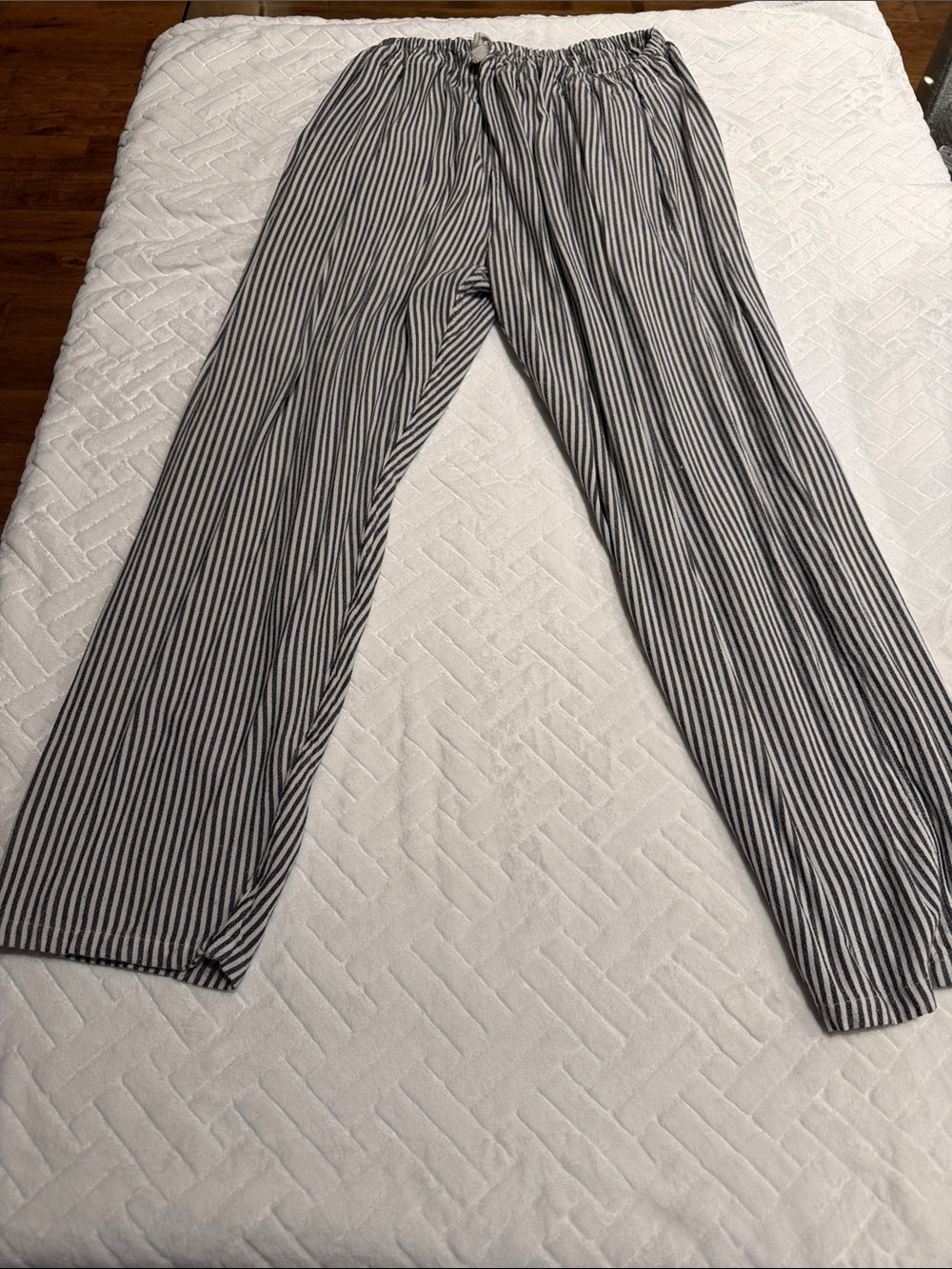 Tienda Ho Sonya Pant 2. Silver stripe elastic waist